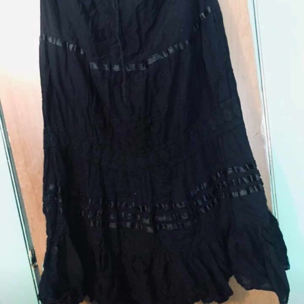 Cute black hippie style skirt